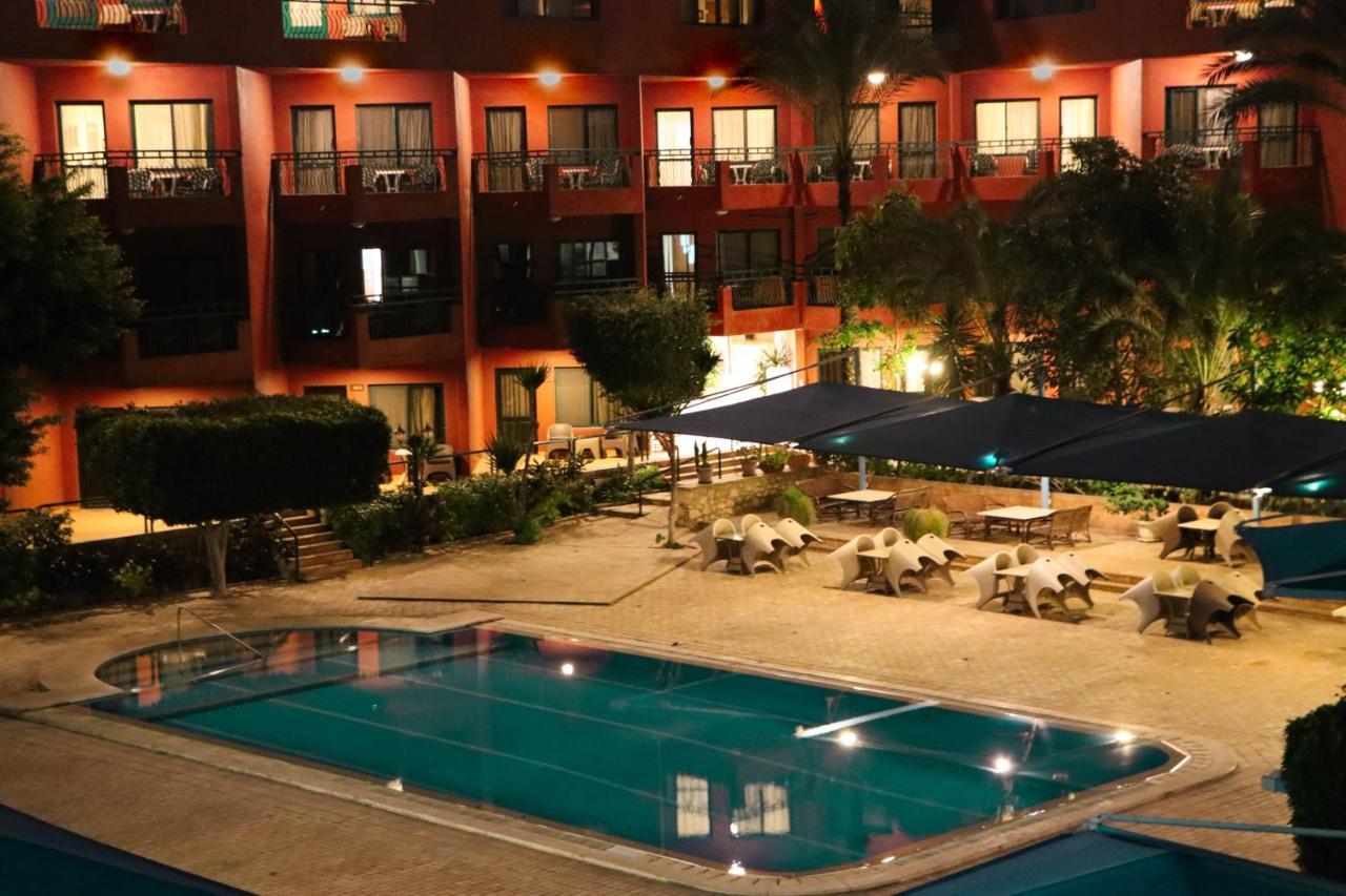 Adham Compound Hotel Кинг-Мариут Экстерьер фото