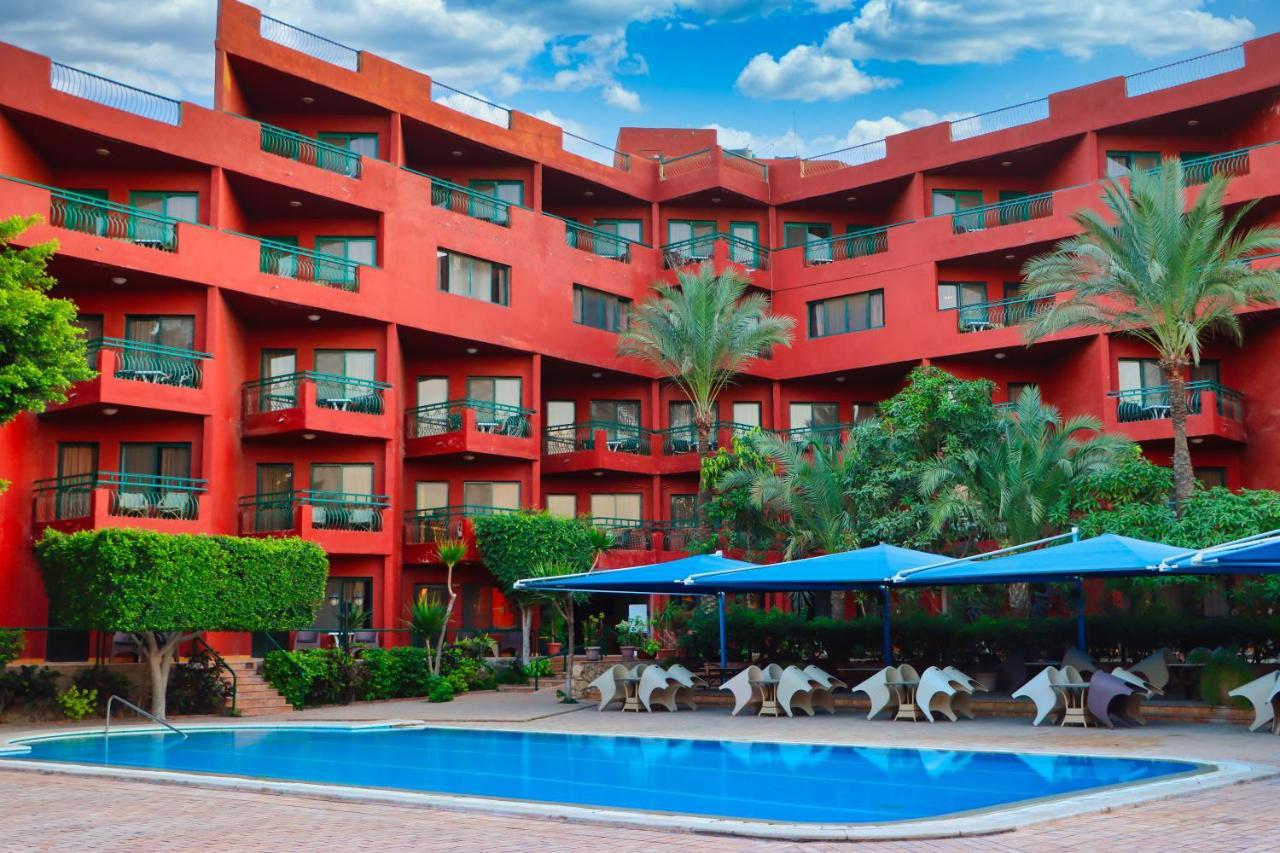 Adham Compound Hotel Кинг-Мариут Экстерьер фото